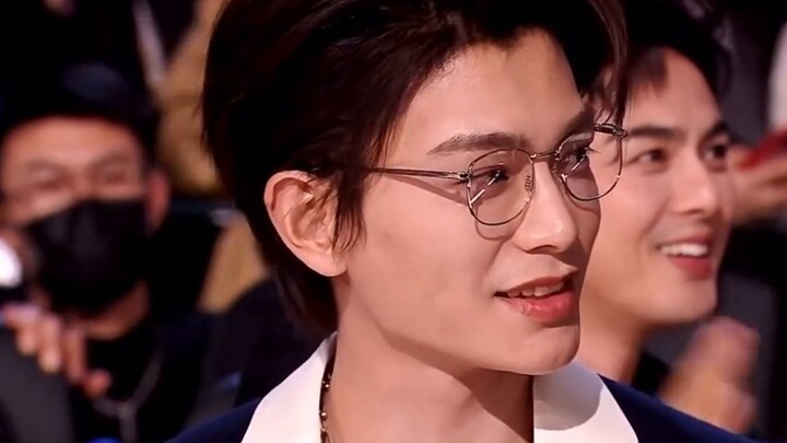[Yu Shuxin & Ding Yuxi] A review of everyone's reactions to seeing this couple at the Starlight Awar