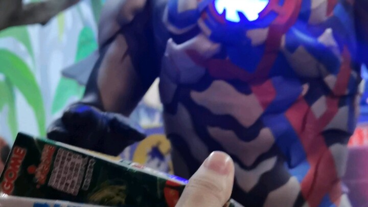 Finally, Xiaobu drank vegetable juice