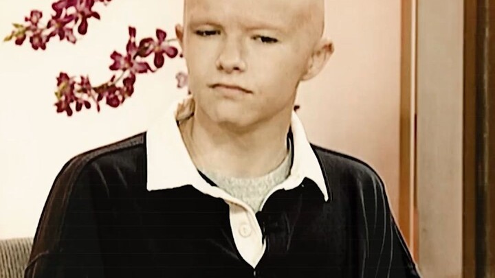 Hút thuốc có hại cho sức khỏe, đàn ông chỉ trung thành với công việc