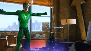 It turns out that Xiaojianjian also played Green Lantern, too green, haha!
