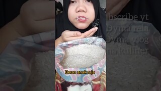 DYMA KULINER 💕ASMR RAW RICE EATING 💕Makan Beras Mentah💕 #shorts #mukbang @dymavlog @Dymakuliner