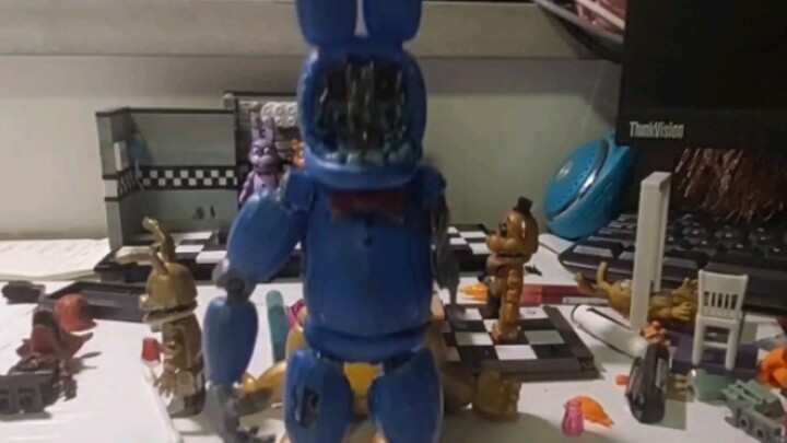 Homemade FNAF Withering Bonnie action figure play video