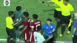 Ga masuk akal, kena kartu merah TIMNAS Indonesia malah nyerang total