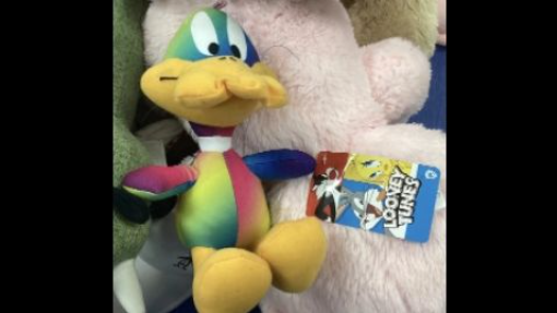 Rainbow Daffy: The River of Earthly Delights has visited you. Will you accept his gif? Y/N