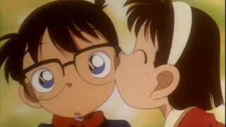 Ayumi: Anh Shinichi, em có thể gọi anh là "Conan" lần cuối được không?