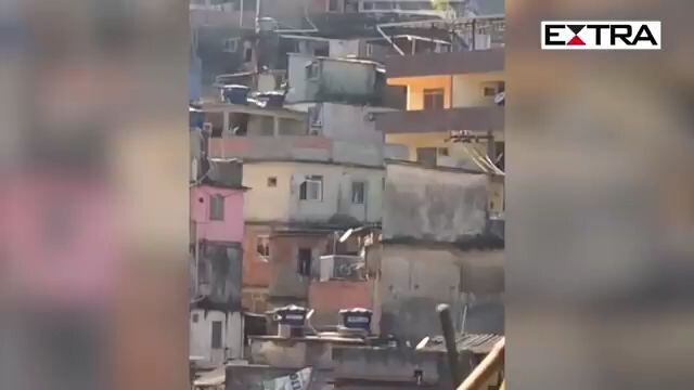 Favela da Rocinha amanhece com intenso tiroteio neste domingo