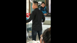 看到老师连着口香糖那一刻我就知道不简单