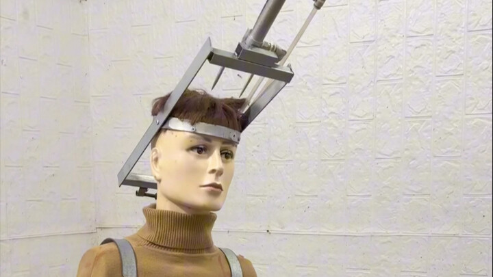 Invention: Beauty-Blocking Aid