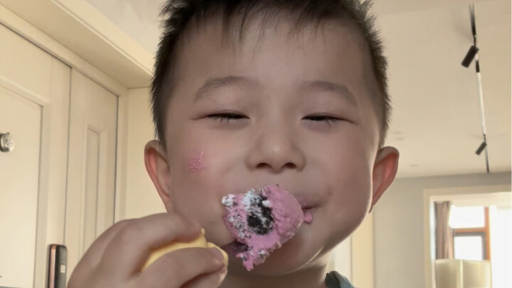 أصبحت سعيدًا مرة أخرى، أخي