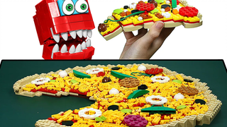 EATING GIANT PIZZA ท่ามกลางพวกเรา Lego Animation Mukbang