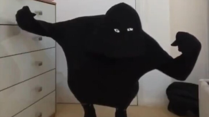 Such a weird composition. Let me take another look.