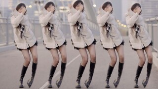 Gunakan area dansa untuk membuka subjek ketiga...