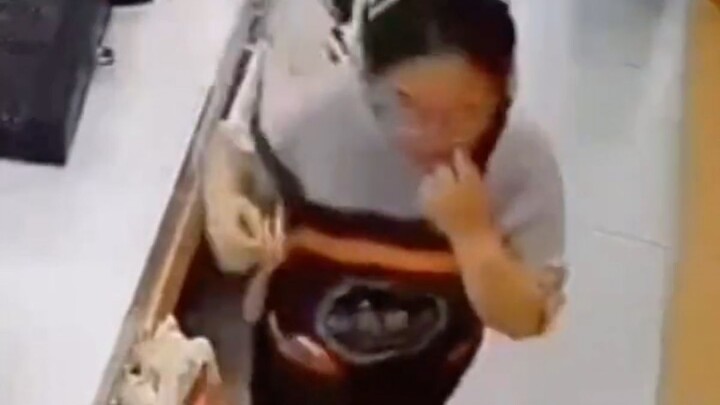 Chuột cũng không ngờ lại thành ra thế này, chết quá đột ngột!