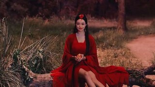 宁愿深爱无归路，不愿浅喜变淡薄