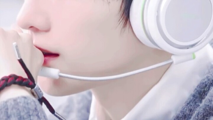 Ini keterlaluan, beberapa orang gemuk menjadi ikan kepala yang gemuk, beberapa orang gemuk sampai ke