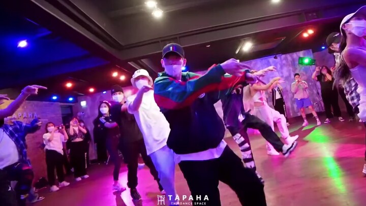 【บยอน แบคฮยอน】ในที่สุดก็ออกมาแล้ว! แบคฮยอนนีเต้นเพลง Candy ในห้องซ้อมของ Kasper!