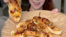 Ide buat sarapan nih …. Biar ada variasi roti nya ….
