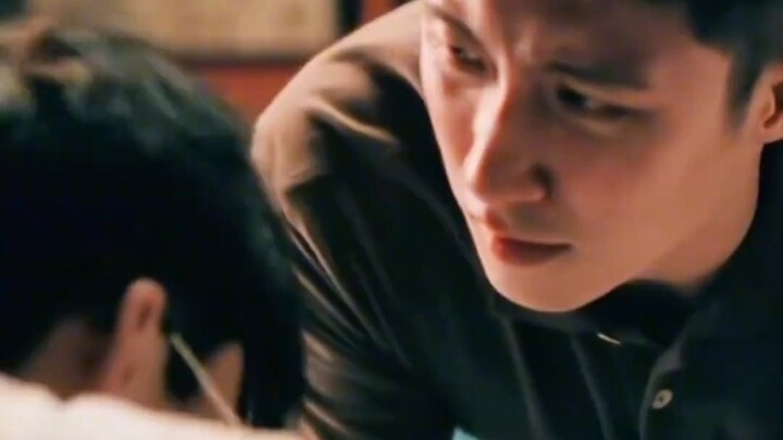 How does Wang Yibo manage to have *zero* chemistry with Huang Jingyu?