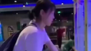 นี่ไม่สามารถเอาคุณลงได้เหรอ?