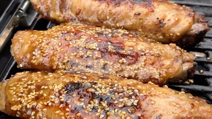 Grilled mushroom chicken wings + pumpkin dessert + iron-oven roasted chicken legs!