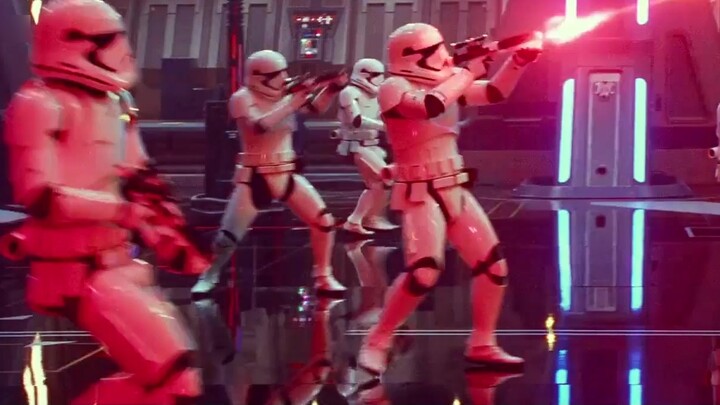 Đánh giá về những cảnh hiệu ứng đặc biệt nổi tiếng trong Star Wars 9