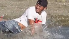 PRANK gigit dogy