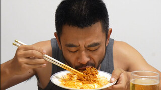 Sudah beberapa hari tidak makan malam untuk menurunkan berat badan, tapi ternyata malam ini malah ka