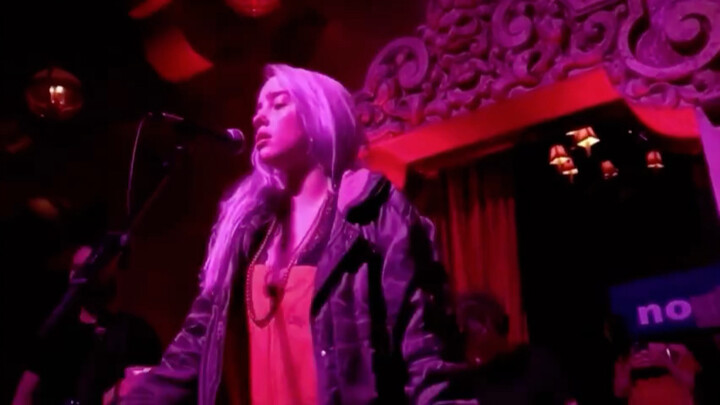 [Music][Live]Billie Eilish- <True blue>