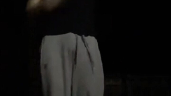 it’s always the gray pants 😳