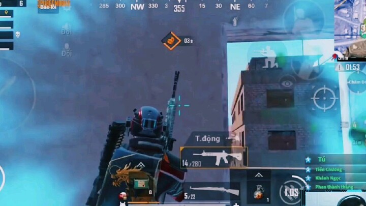 Pubg Mobile Team người lạ có phong cách hợp cạ