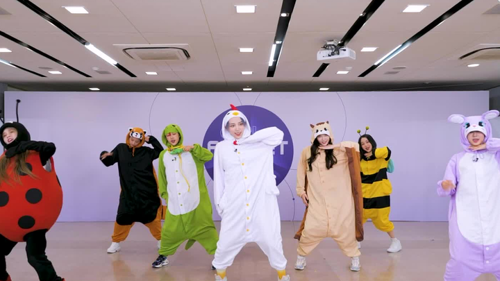 Girls Planet 999 Snake l Quay trực tiếp khi hóa trang