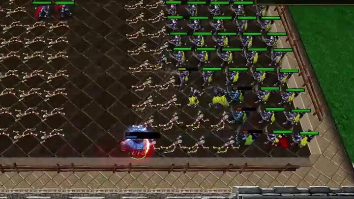 In "Warcraft 3", the battle is about to begin, but the little brother is sleeping while everyone els