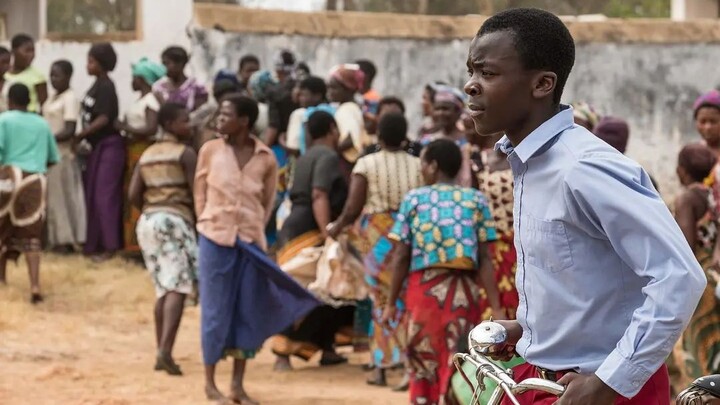 Based on a true story, a genius teenager built a windmill and saved an entire village.