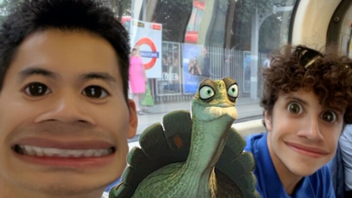 «هو يناديني بالوحش»