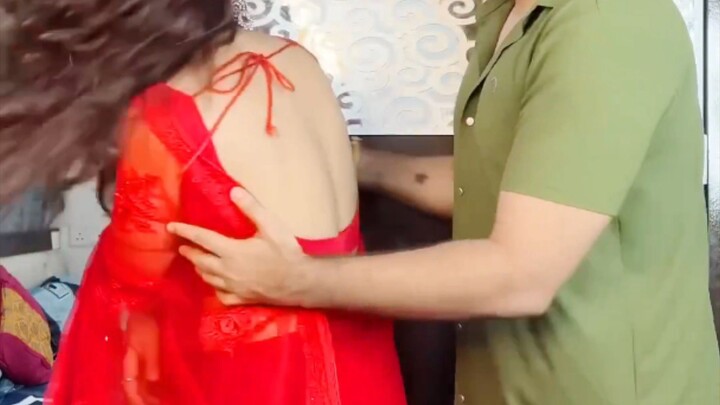 What does he think, only he has a braintwo🤣#romantic#viralvideo#love#trending