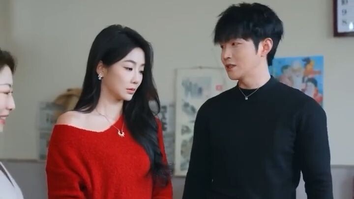 CEO สาวกลับบ้านนอกไปแต่งกับหนุ่มชาวนา ถูกคนทั้งเมืองเย้ยหยัน