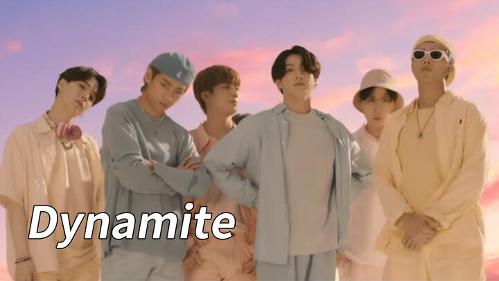 BTS- Dynamite (Chinese and English subtitles)