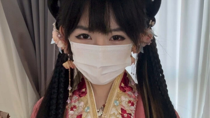 ฉันก็พูดไม่ติดสำเนียงนะ! (๑‾᷅^‾᷅๑)