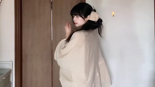 Các bé thức khuya có khô cá phong cách cổ trang để xem nè～