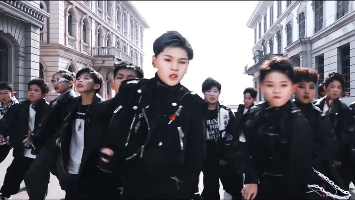 A very handsome boy! Tan Jianci's "Mona Lisa" dance MV [Langya Youth Group]