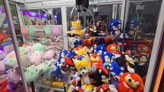 We Tried to WIN from EVERY Claw Machine!