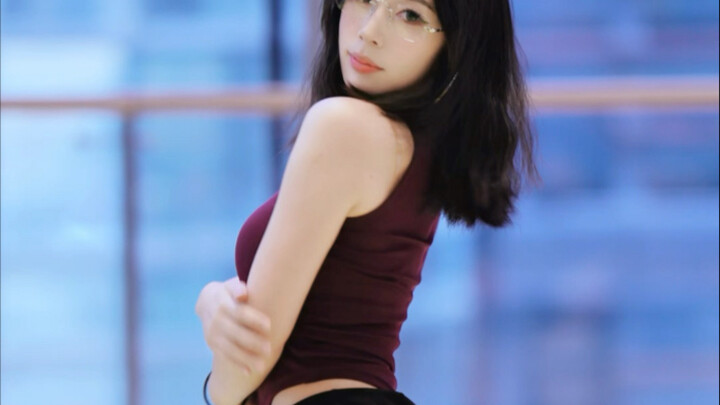 还是紫色有韵味