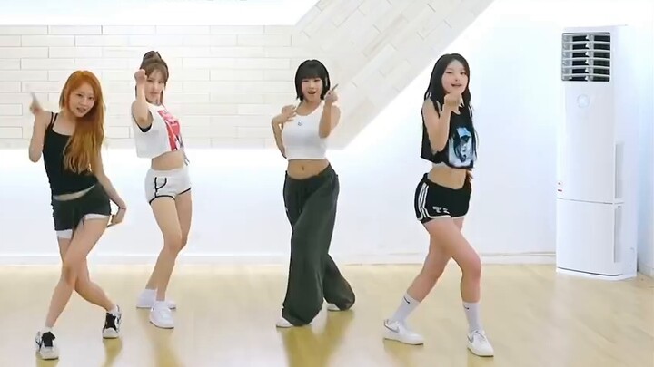 [Sticky] เธอสวยจริงๆ เวลาที่โชว์ความมั่นใจ วิเคราะห์เพลงใหม่ "Sticky" ของวง Kiss of Life/Kiss Summer