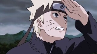 Ekor-Sembilan berubah menjadi haha, dan monster berekor itu bertabrakan dengan Naruto.