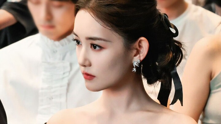 Ibu, apakah aku seorang pewaris yang memuaskanmu?