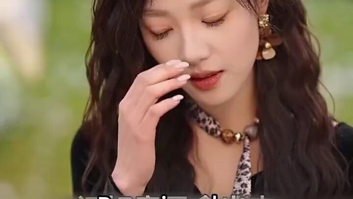 FULL SUB INDO - Pacarku direbut, jadi aku berbalik dan merebut hati ayahnya yang tampan