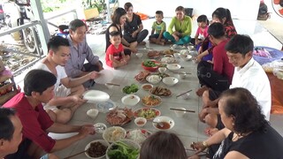 HỢP MẶT BỮA CƠM GIA ĐÌNH NHÓM 2 LÚA  - TT133