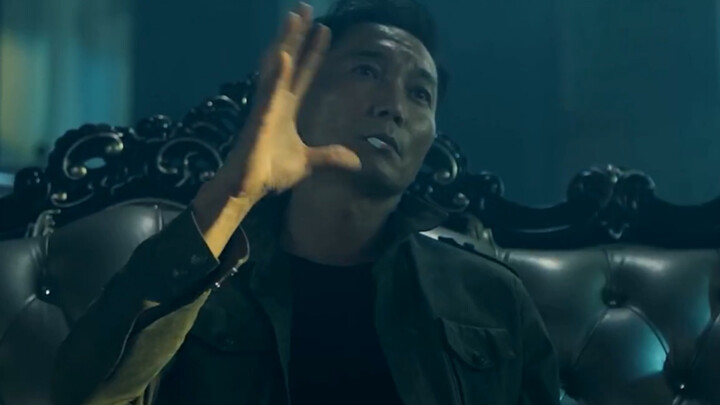 Thường Uy, cậu đã thay đổi rồi! Cậu còn dám nói là mình không biết võ công à?