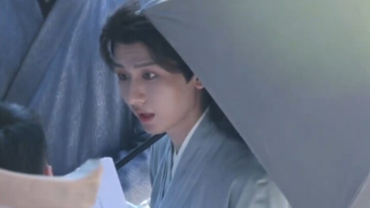 【Cheng Yi】Xiaohua, kamu sebenarnya ngomong apa sih? Lihat nih, bikin Huzi capek banget (ngakak!)