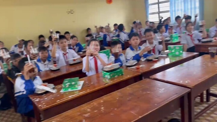 đồ ăn uống pespi gà rán